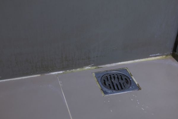 Cost of Bathroom Drain Installation in Salt Lake City